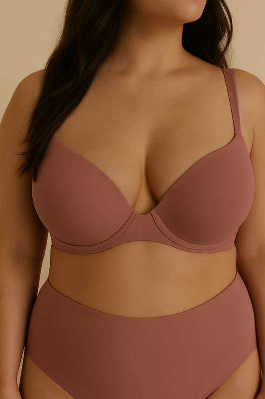 Top 5 Signs Your Full Bust Bra Doesn’t Fit (And What to Do About It)